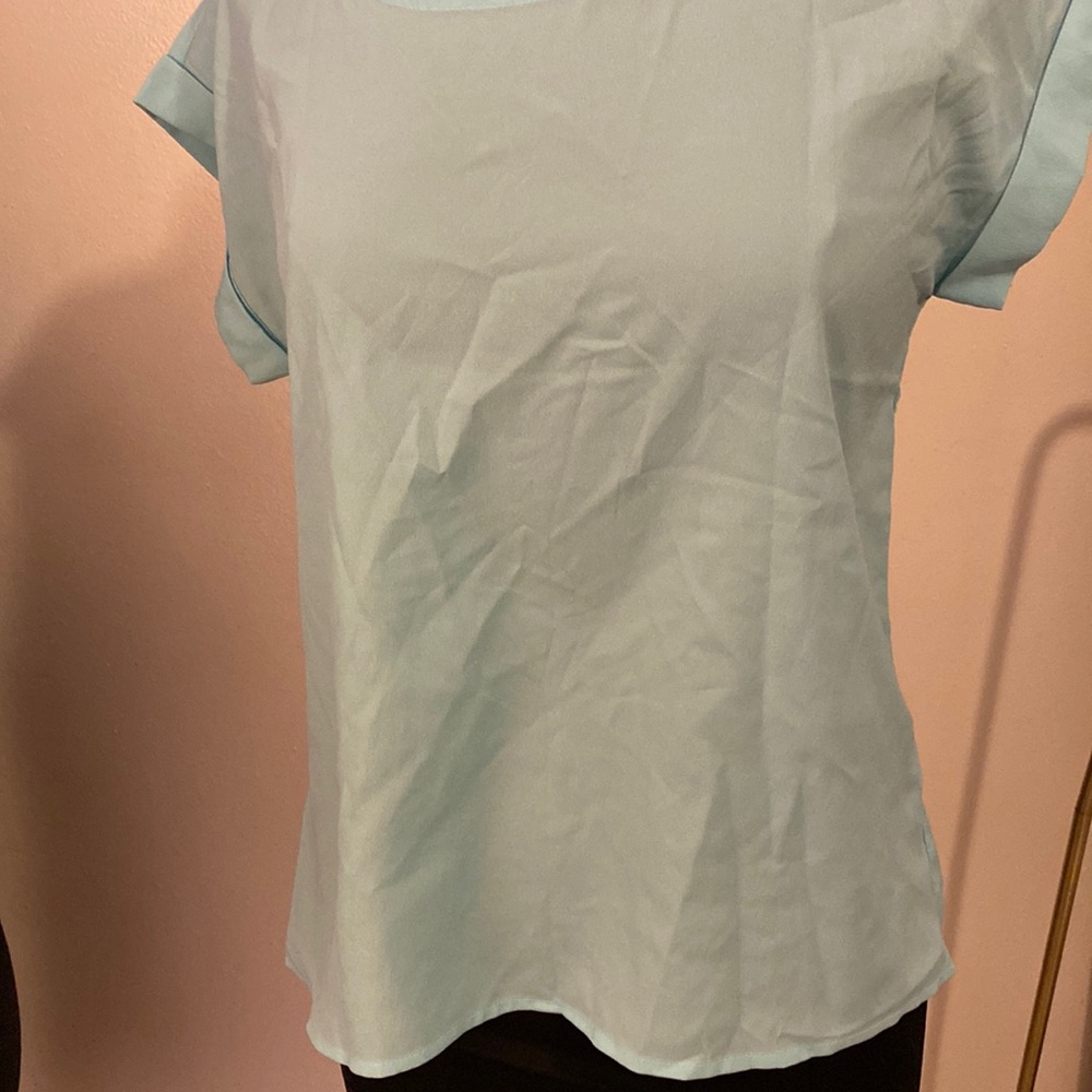 BCNU WOMEN TURQUOISE COLOR TOP SIZE S IN EXCELLENT CONDITION